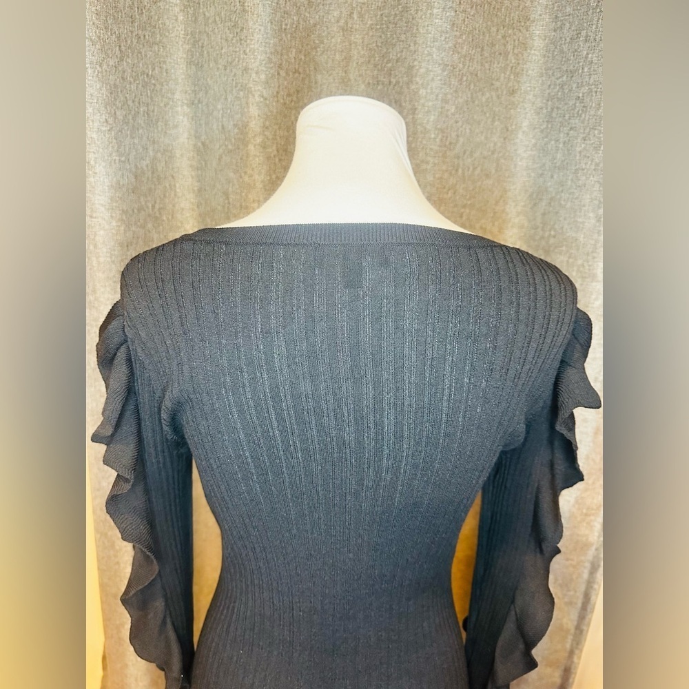 Express Black Ribbed Knit Ruffle Sleeve Top Size Small - Picture 7 of 11